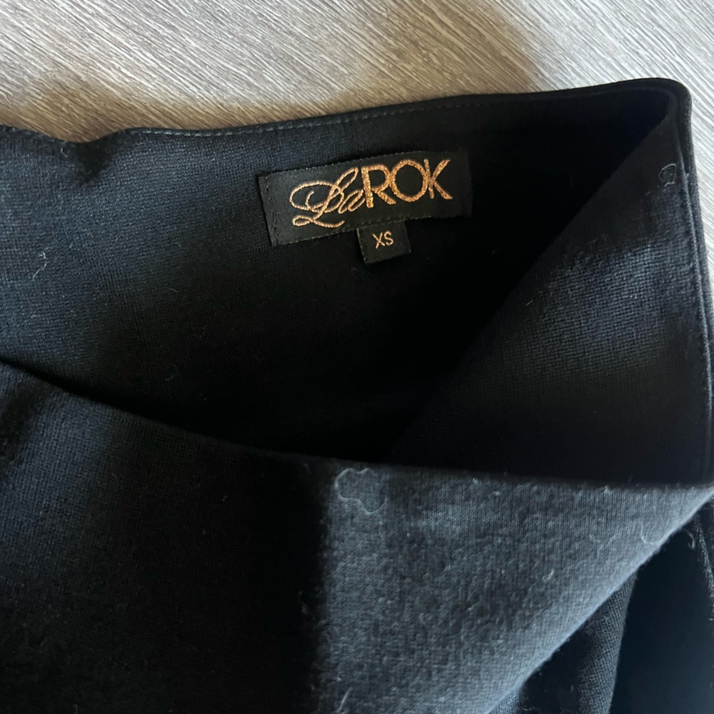 LaRok Elegant Black Women's Skirt - Picture 3 of 4